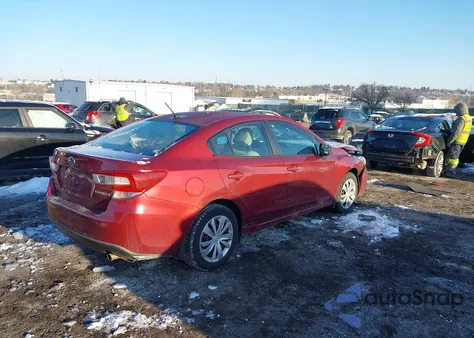 2018 Subaru Impreza 2.0I z USA, uszkodzony, nr VIN 4S3GKAA69J3621321